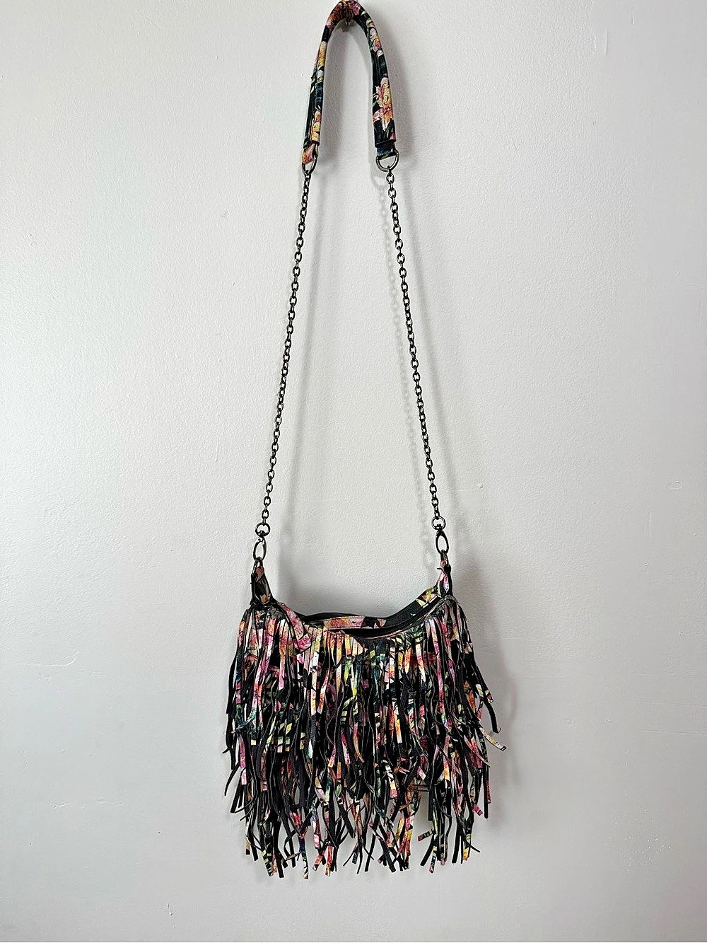 Sakroots Fringe Shoulder Bag in Black & Multicolor